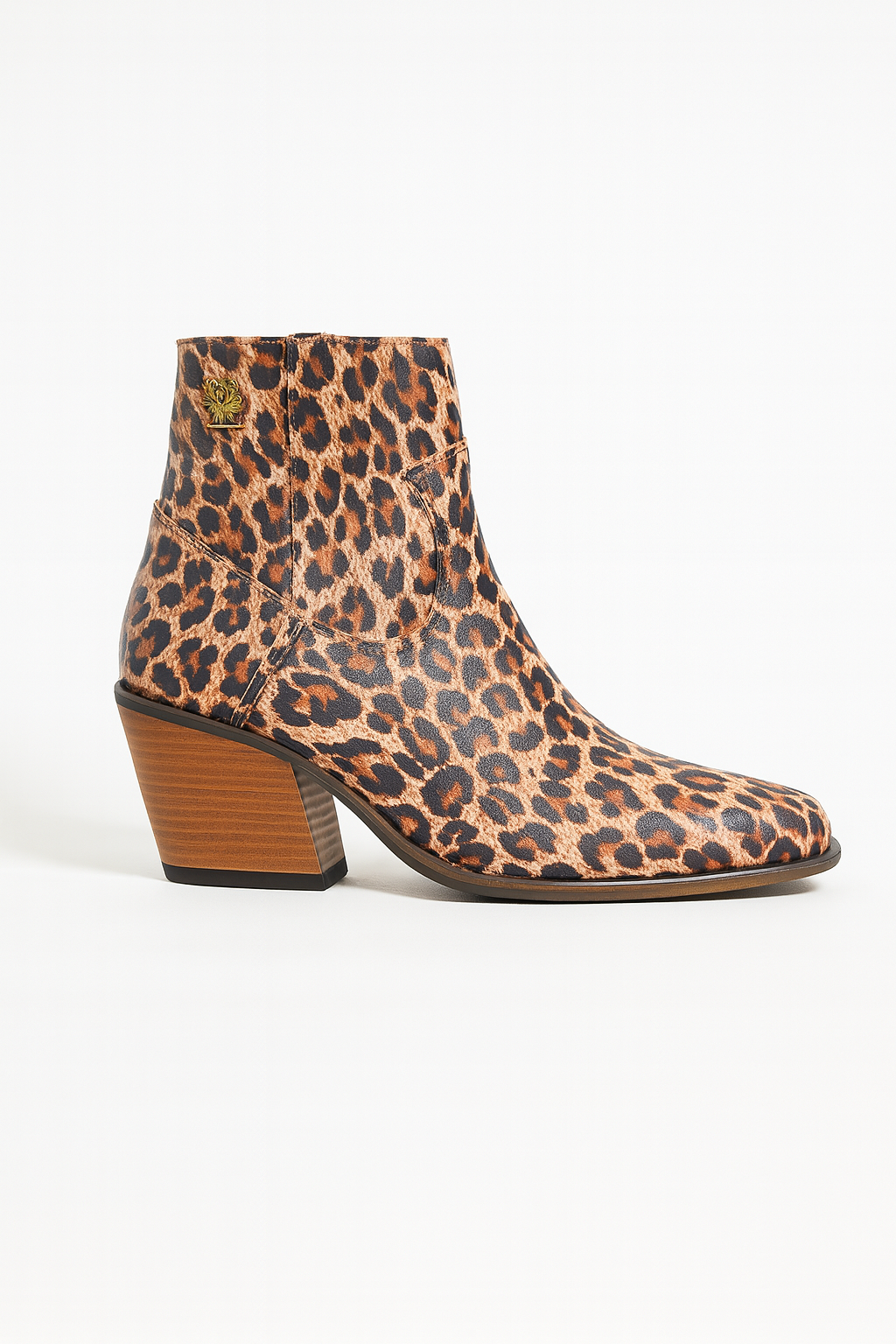 4.	Convertible Leopard print boots — Western Tall & Casual Ankle